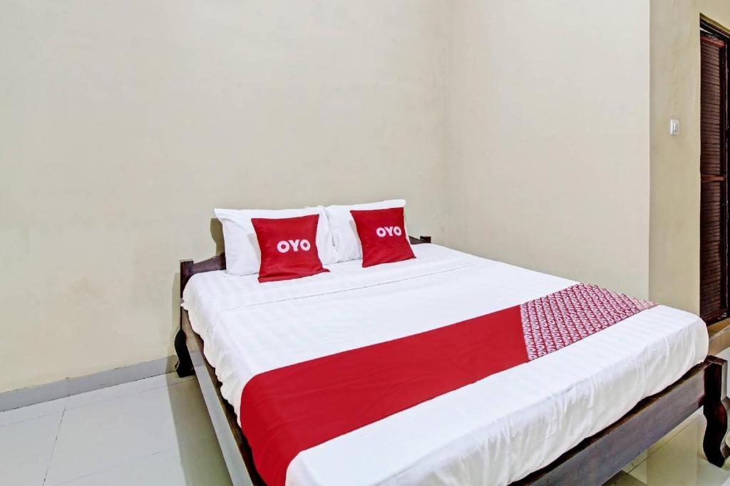 Oyo 91353 Hotel Surya Andesa Klaten Dış mekan fotoğraf